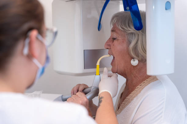 Best Dentist for Tooth Abscess  in Osseo, MN