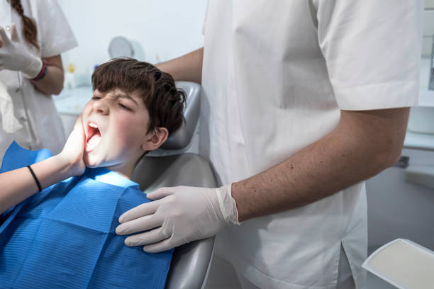 Best Cracked Tooth Emergency Dentist  in Osseo, MN